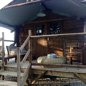 Les D'adelaide Lodge